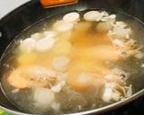 Foto langkah ke 1 dari resep Seafood Noodle Soup.