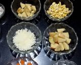 A picture of step 3 of Cheesy penne pasta in white creamy sauce.