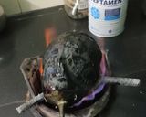 A picture of step 2 of Winter special big size brinjal bartha.