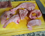Foto del paso 1 de la receta: Conejo al vino tinto