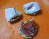 Foto del paso 5 de la receta: Mini pancitos saborizados de harina integral y yogurt