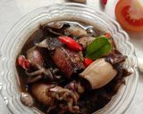 Foto langkah ke 5 dari resep Cumi Kuah Hitam Pedas Khas Tuban.