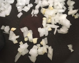 Foto del paso 1 de la receta: Omelette de acelga 🥬🥚