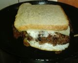 Foto del paso 6 de la receta: Sándwich de hamburguesa con huevo