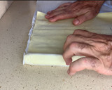 Foto del paso 1 de la receta: Cruasanes de mantequilla con chocolate