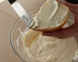 A picture of step 11 of Quarter Cream Cheese Bun.