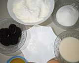 A picture of step 1 of Oreos cake.