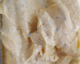 Foto del paso 1 de la receta: Dip 🧀 de kéfir y cúrcuma 🥛