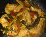 Foto langkah ke 7 dari resep Ayam Rica Pedas Kemangi 🍗🌿.