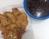 Foto langkah ke 5 dari resep Bakwan sayur cocolan bumbu Rujak.