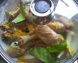Foto langkah ke 2 dari resep Ayam ungkep bumbu kuning.