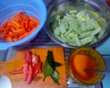 Foto langkah ke 1 dari resep Acar kuning sederhana.