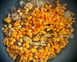 Foto del paso 3 de la receta: Cerdo al estilo mu shu con arroz frito