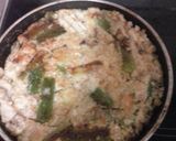 Foto del paso 5 de la receta: Tortilla de huevas de merluza de palangre con ajos tiernos
