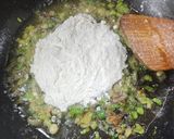 Foto del paso 2 de la receta: Bombas de queso y verdeo 💣