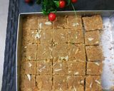 बेसन मावा बर्फी (Besan Mawa Burfi recipe in Hindi) रेसिपी चरण 7 फोटो