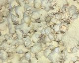 A picture of step 3 of Vanilla,chocolate,condensed milk popcorns 🍿.