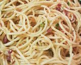 A picture of step 2 of Aglio Olio and Corned Beef bits.