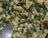 Foto langkah ke 3 dari resep Dadar jagung + bawang pre sledri super banyak.
