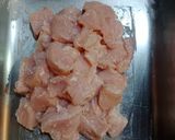 A picture of step 1 of Chicken Stir-Fry with Cashew Nuts.