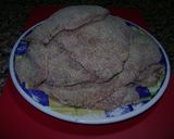 Foto del paso 2 de la receta: Milanesas de cerdo al disco de arado