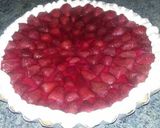 Foto del paso 9 de la receta: Tarta de crema, frutillas y gelatina