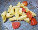 Gambar langkah 8 resipi Shiraca Pineapple Shrimp Boat.
