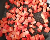 Foto del paso 2 de la receta: Huevos revueltos con salchicha para asar