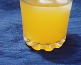 A picture of step 3 of Mandarin Orange lemon juice.