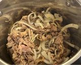 Foto langkah ke 2 dari resep Upgraded Doenjangjjigae 된장찌개 with Beef, Zucchini, Potato, Cabbage.