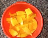 A picture of step 1 of Mango and orange juice.