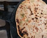 A picture of step 5 of Aloo parantha.