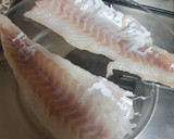 Foto del paso 1 de la receta: Ceviche de lubina y langostinos