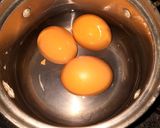 Foto langkah ke 1 dari resep Telur Penyet Sambel Petis.