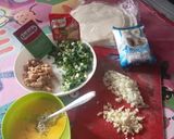 Foto langkah ke 1 dari resep Martabak Telur Mini.