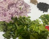A picture of step 6 of Urad dal bonda.