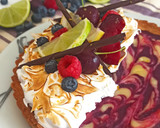Foto del paso 10 de la receta: Tartaleta Limón, frutos rojos y merengue