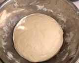 Hình bước làm 7 của món Pizza của anh xã (có video trong bước làm)