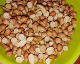 Foto langkah ke 3 dari resep Rempeyek Kacang 🥜.