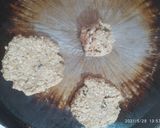 Foto del paso 4 de la receta: Galletitas de avena, banana y chocolate