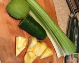Foto langkah ke 1 dari resep Celery smoothie.