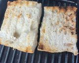 Foto del paso 1 de la receta: Bocadillo de Pavo con Huevo poché y Parmesano