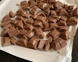 A picture of step 6 of Brownies with chocolate chuncks.