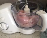 Foto langkah ke 2 dari resep Perkedel ayam cincang.