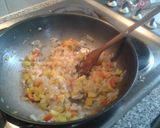 A picture of step 2 of Meat pie.