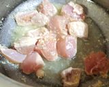 A picture of step 1 of Chicken Qorma 🍜.