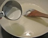 A picture of step 5 of Simple & Foolproof White Sauce.