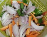 मटर सोयाबीन वड़ी पुलाव(Matar soyabeen vadi pulao recipe in Hindi) रेसिपी चरण 2 फोटो