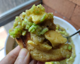 Foto del paso 5 de la receta: Salsa de tomate verde y aguacate🥑🥬🫓