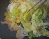 A picture of step 2 of Easy Lettuce & Egg Stir-Fry with Oyster Sauce.